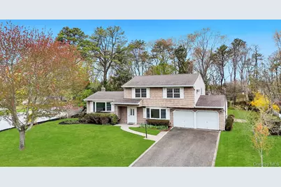 171 Nathan Drive, Bohemia, NY 11716 - Photo 2