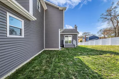 191 N Huron Street, Ronkonkoma, NY 11779 - Photo 36