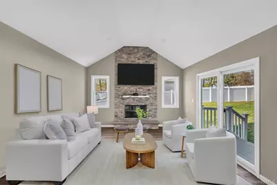 191 N Huron Street, Ronkonkoma, NY 11779 - Photo 32