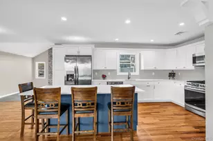 191 N Huron St, Ronkonkoma, NY 11779 - Photo 6