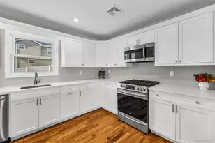 191 N Huron St, Ronkonkoma, NY 11779 - Photo 12