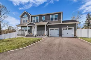 191 N Huron St, Ronkonkoma, NY 11779 - Photo 2