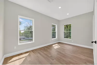 15 Ridge Drive, Port Washington, NY 11050 - Photo 40