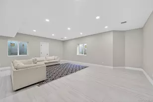 15 Ridge Dr, Port Washington, NY 11050 - Photo 38