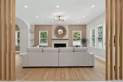 15 Ridge Drive, Port Washington, NY 11050 - Photo 16