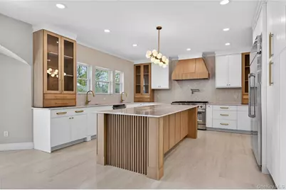 15 Ridge Drive, Port Washington, NY 11050 - Photo 12
