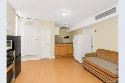3360 Holland Avenue, Bronx, NY 10467 - Photo 18