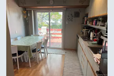 65 Thoreau Road, North Babylon, NY 11703 - Photo 4