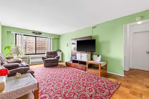 25 Lake St, White Plains, NY 10604 - Photo 2