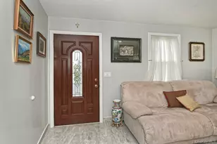 3076 Roxbury Rd, Oceanside, NY 11572 - Photo 6