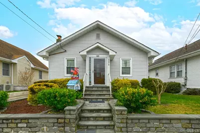 3076 Roxbury Road, Oceanside, NY 11572 - Photo 2