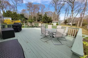 59 Lumur Dr, Sayville, NY 11782 - Photo 32