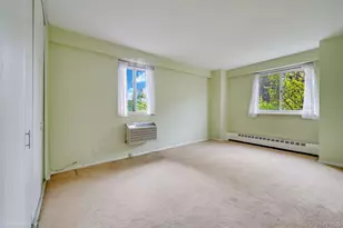 39-65 52nd St, Woodside, NY 11377 - Photo 8