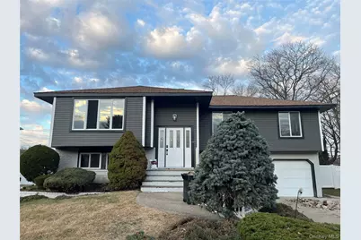 5 Farmstead Road, Commack, NY 11725 - Photo 2