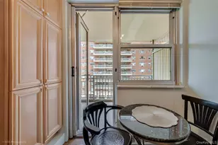 52-30 39th Dr, Woodside, NY 11377 - Photo 6