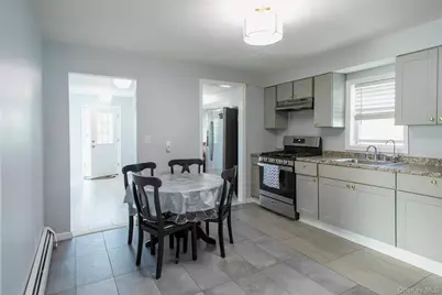 8 Brightside Avenue, Central Islip, NY 11722 - Photo 6