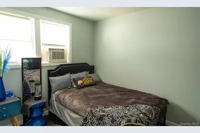 8 Brightside Avenue, Central Islip, NY 11722 - Photo 12