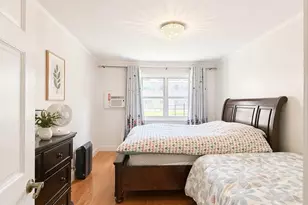 15052 Melbourne, Flushing, NY 11367 - Photo 4