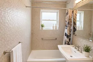 15052 Melbourne, Flushing, NY 11367 - Photo 8