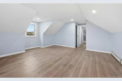 72 Seminole Street, Selden, NY 11784 - Photo 18