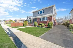 220-53 137th Rd, Springfield Gardens, NY 11413 - Photo 2
