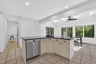 8 Amalfi Dr, Cortlandt Manor, NY 10567 - Photo 14