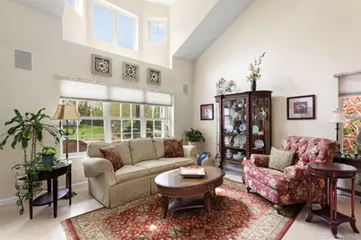 300 Rockwood Court, Yorktown Heights, NY 10598 - Photo 6