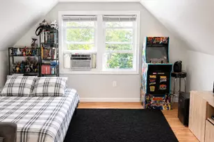 210 S King St, Elmont, NY 11003 - Photo 12