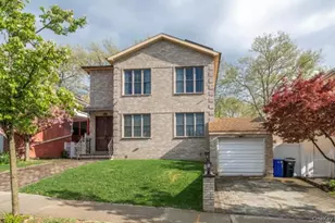 248-14 Van Zandt Ave, Little Neck, NY 11362 - Photo 1