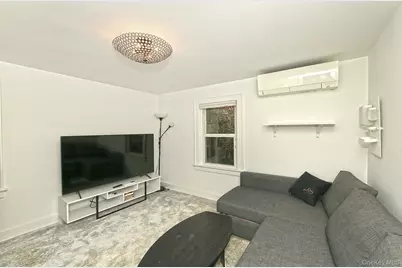 21 S Washington Street, Port Washington, NY 11050 - Photo 14