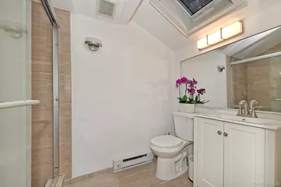 21 S Washington Street, Port Washington, NY 11050 - Photo 12