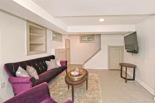 21 S Washington St, Port Washington, NY 11050 - Photo 16