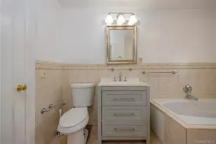 179-65 Selover Rd, Jamaica, NY 11434 - Photo 18