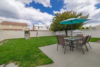 2915 Laurel Avenue, Baldwin, NY 11510 - Photo 6