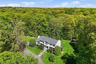 21 Kitchawan Rd, Pound Ridge, NY 10576 - Photo 2