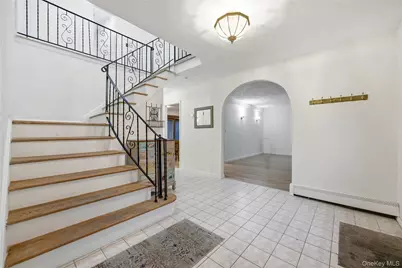27 Millbury Lane, Setauket, NY 11720 - Photo 4