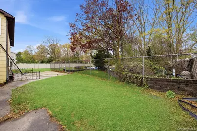 27 Millbury Lane, Setauket, NY 11720 - Photo 26