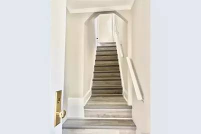 66 Kenmore Road, Valley Stream, NY 11581 - Photo 4