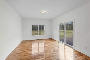 7 Jersey Ave, Miller Place, NY 11764 - Photo 20