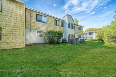 197 N Pointe Circle #197, Coram, NY 11727 - Photo 4