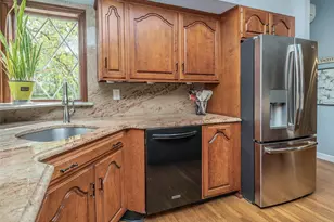 53 Plymouth Dr S, Glen Head, NY 11545 - Photo 18