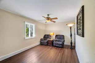 237 Oakland Ave, Miller Place, NY 11764 - Photo 20