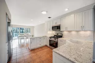 206 Dorado Ct N, Middle Island, NY 11953 - Photo 18