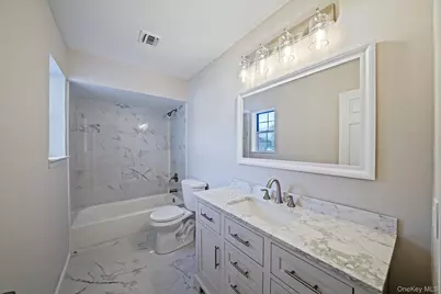 206 Dorado Court N, Middle Island, NY 11953 - Photo 34