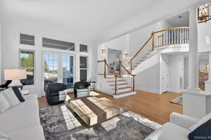 1 Pembroke Dr, Glen Cove, NY 11542 - Photo 12