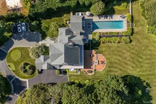 1 Pembroke Dr, Glen Cove, NY 11542 - Photo 4
