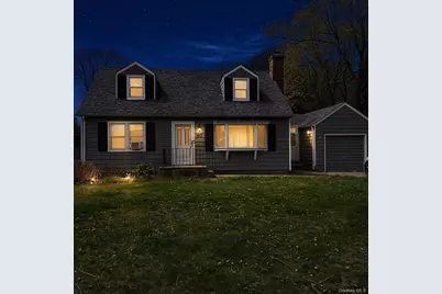 40 Public Road, Hauppauge, NY 11788 - Photo 2