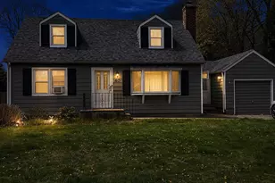40 Public Rd, Hauppauge, NY 11788 - Photo 2