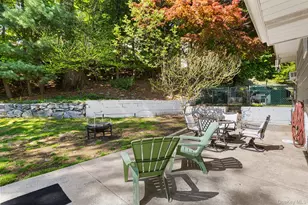 57 Homecrest Oval, Yonkers, NY 10703 - Photo 26