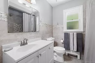 57 Homecrest Oval, Yonkers, NY 10703 - Photo 10